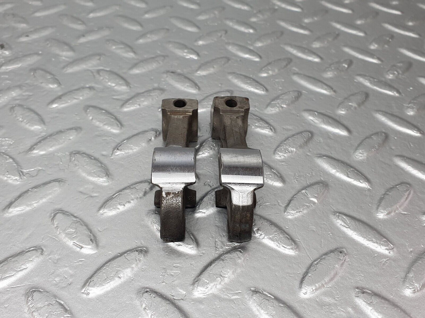 43362 Mercedes-Benz W108 280SE Valve Rocker Arm With Retaining Spring