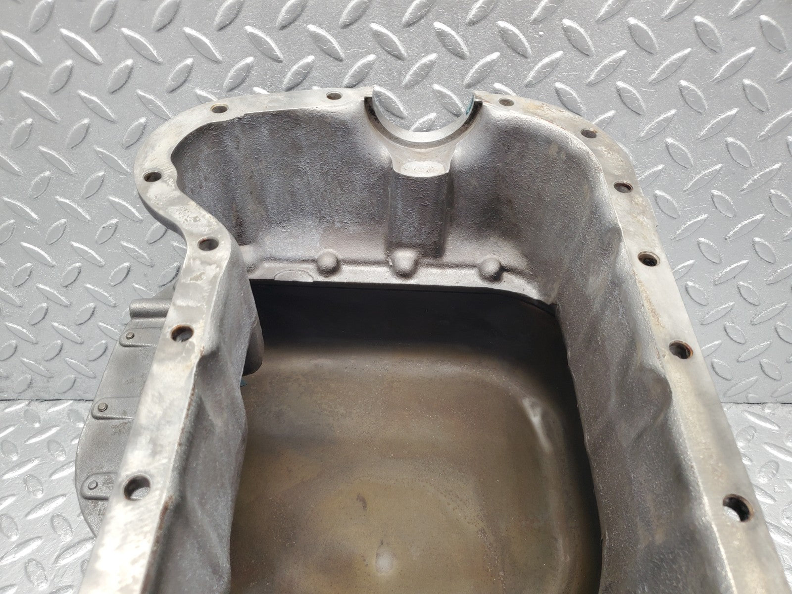 W112 oil pan oil sump used OEM