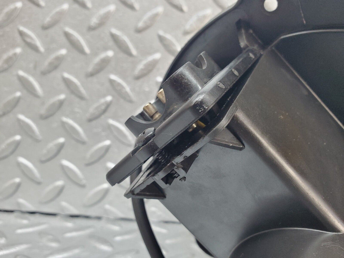 44423 Mercedes-Benz W123 280E Heater Blower Motor