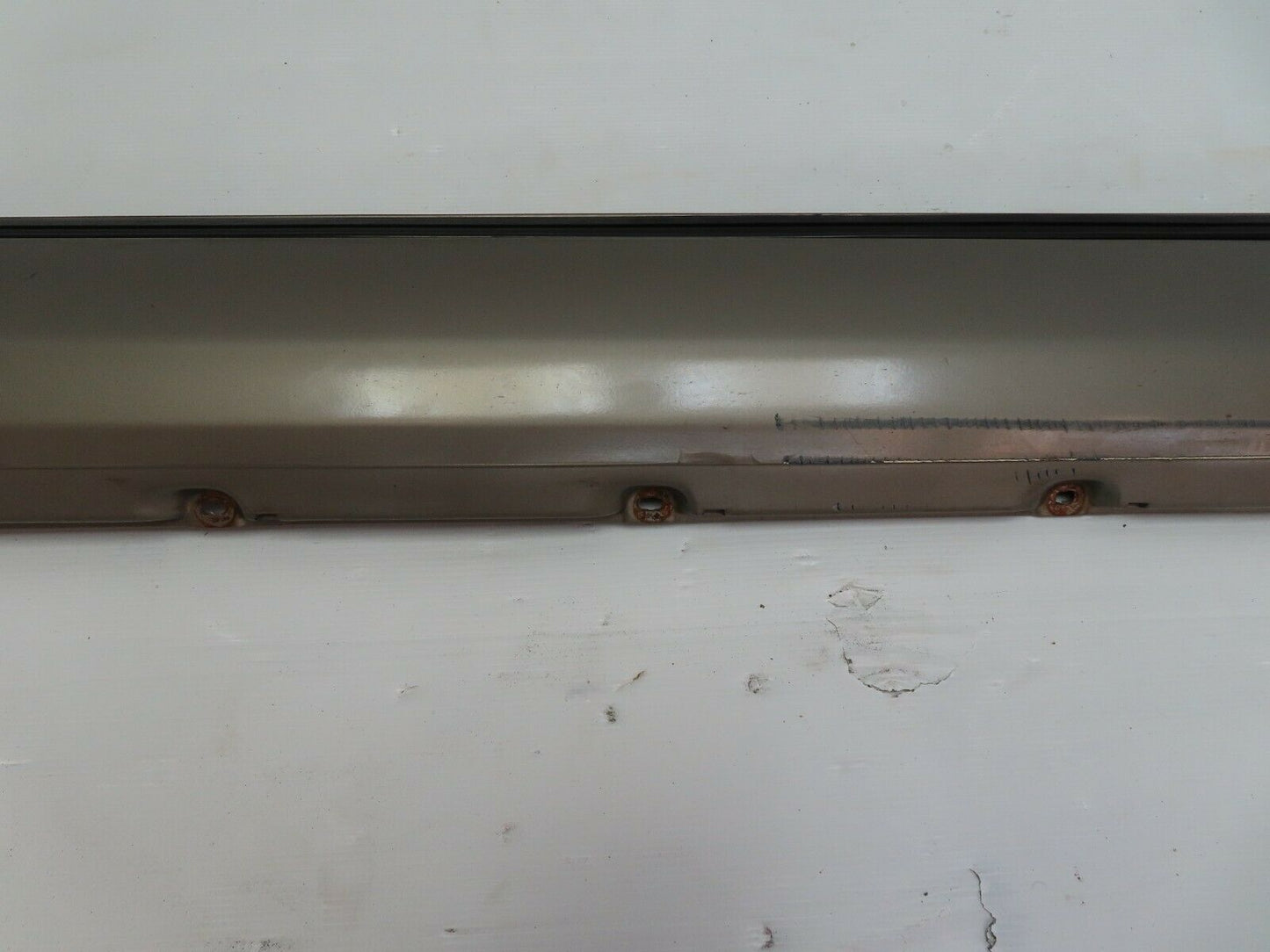 5565 Mercedes-Benz W124 230E Side Skirt Right Side 1246902440