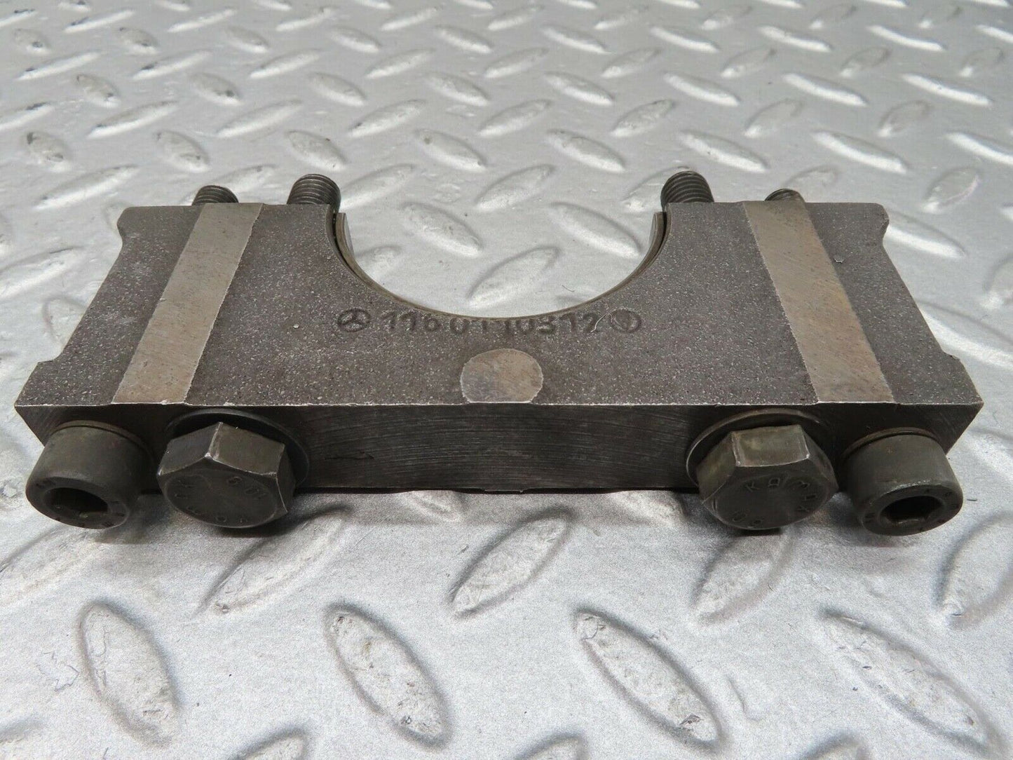 16544 Mercedes-Benz C107 350SLC Coupe Crankshaft Bearing Holder Block 1160110312