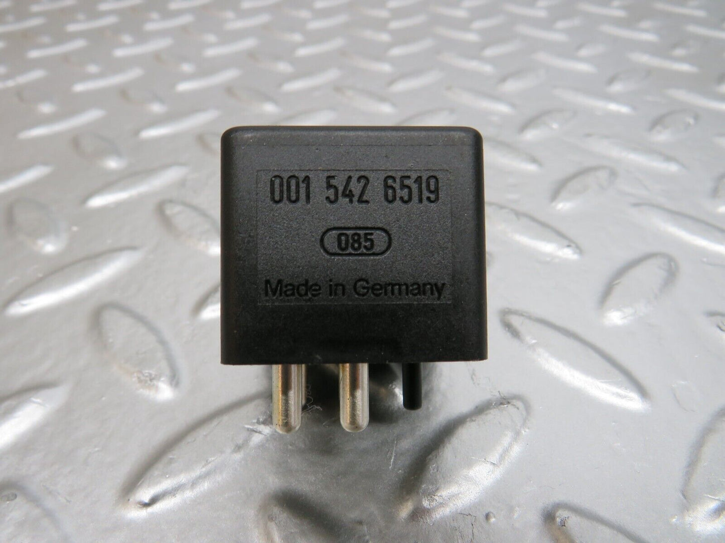 24683 Mercedes-Benz W140 S320 ABS Relay 0015426519