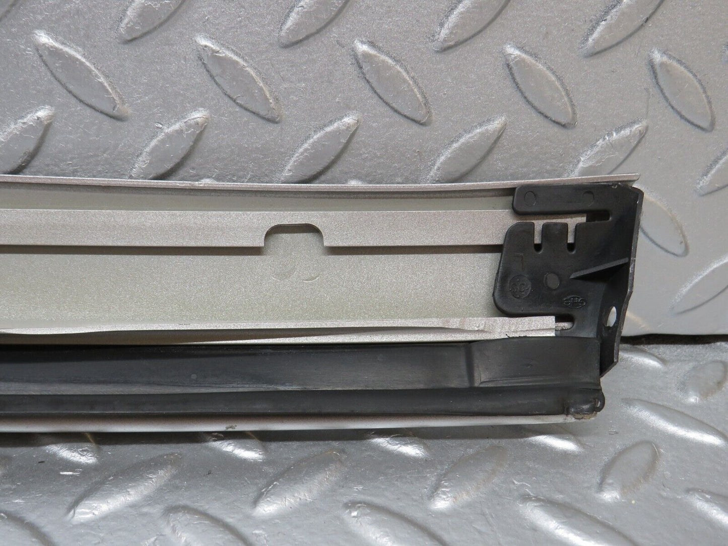 39355 Mercedes-Benz R129 320SL Coupe A Pillar Exterior Cover Trim Left 1296980118 1296980198