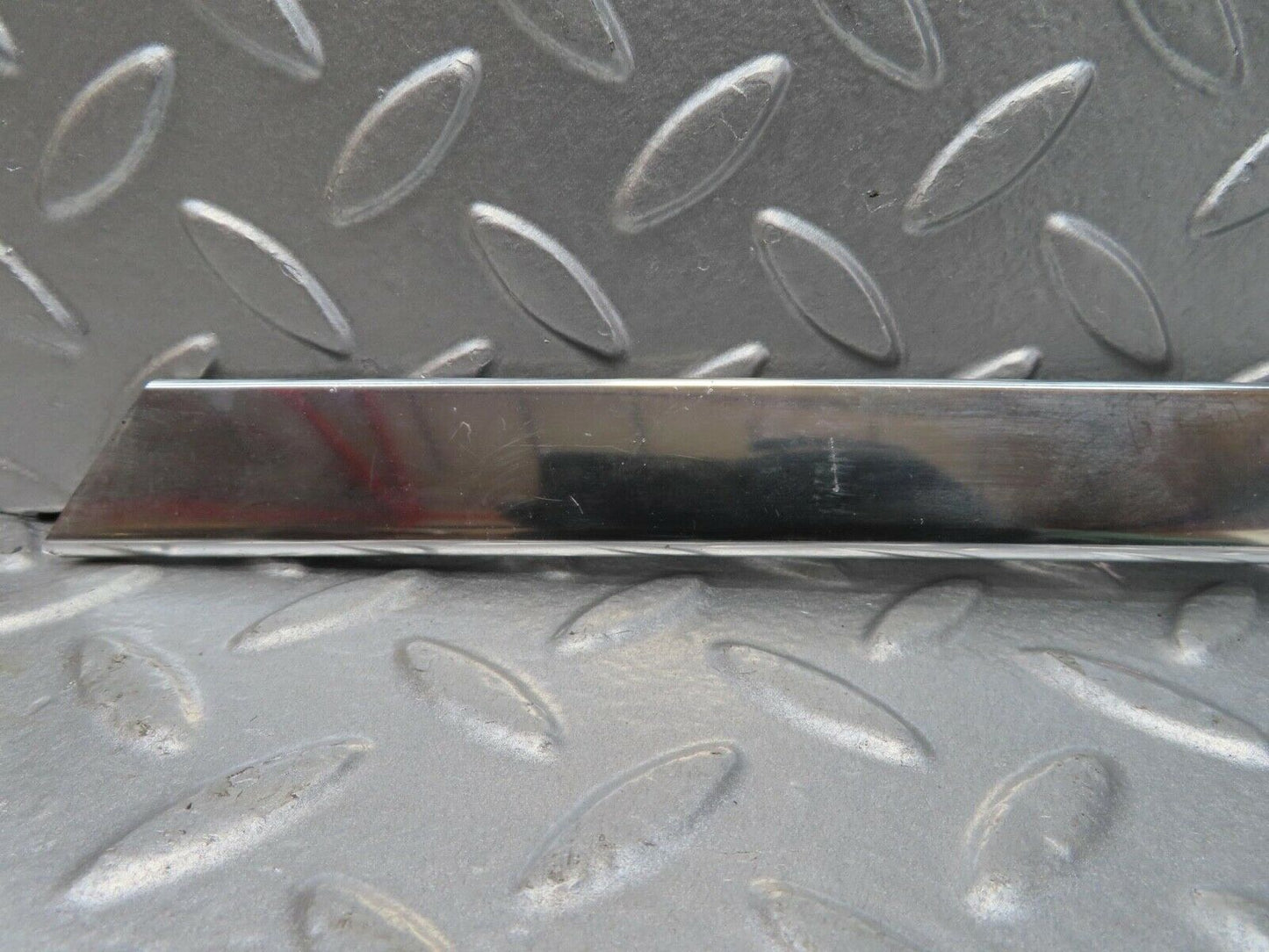 14142 Mercedes-Benz C107 280SLC Quarter Window Front Chrome Trim