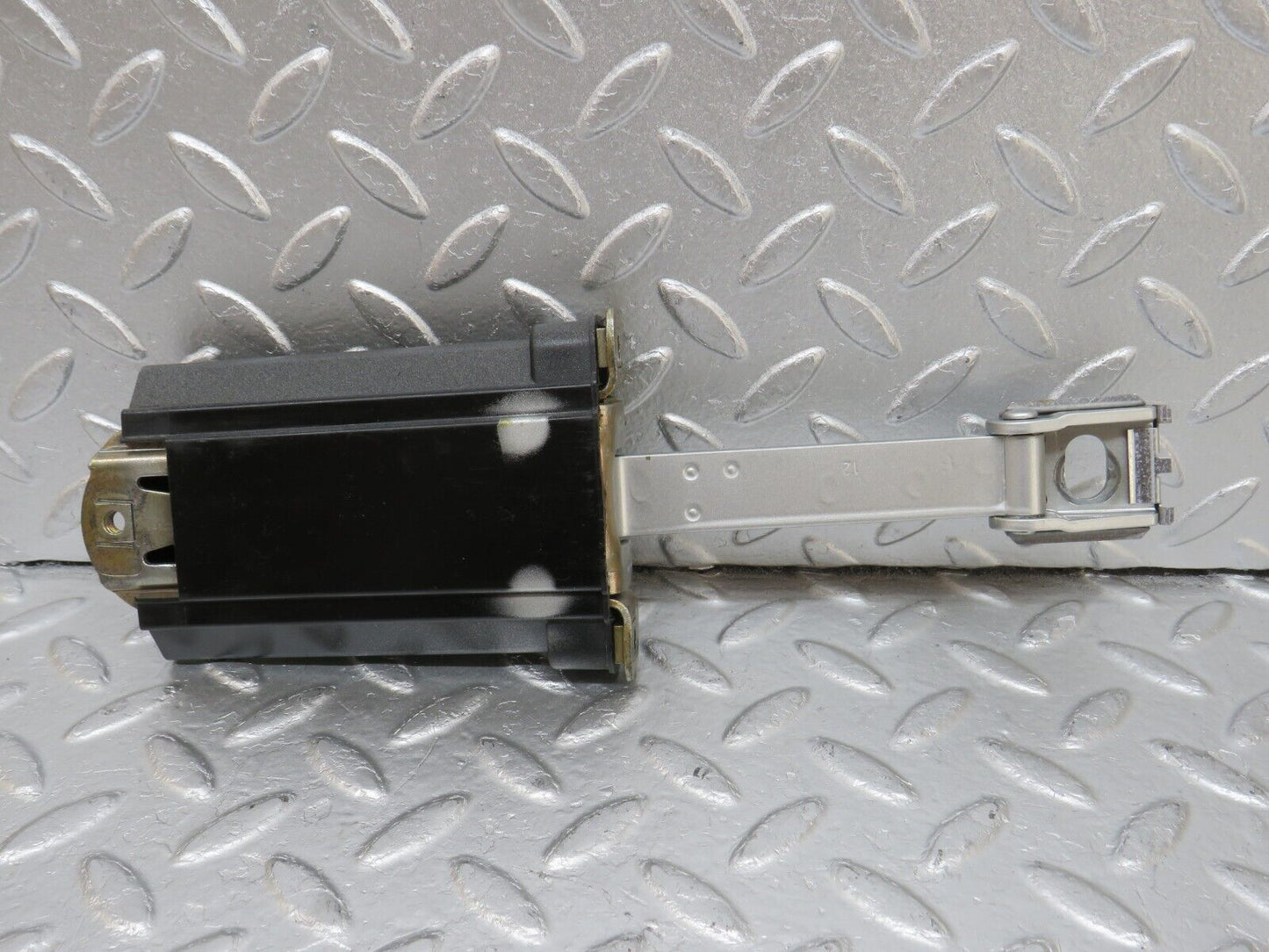 34690 Mercedes-Benz W210 320E Door Safety Check Strap