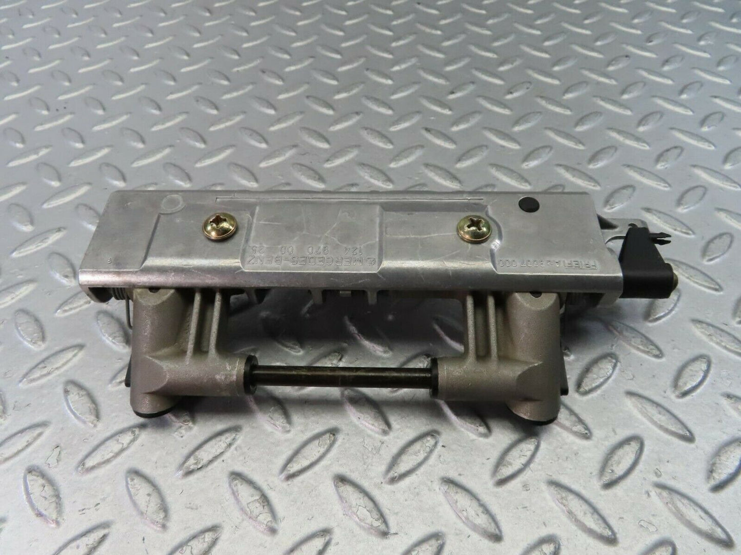 9318 Mercedes-Benz C124 300CE Coupe Headrest Folding Mechanism 1249700025