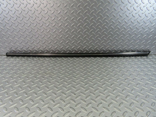 10238 Mercedes-Benz W116 Front Right Door Centre Moulding Trim