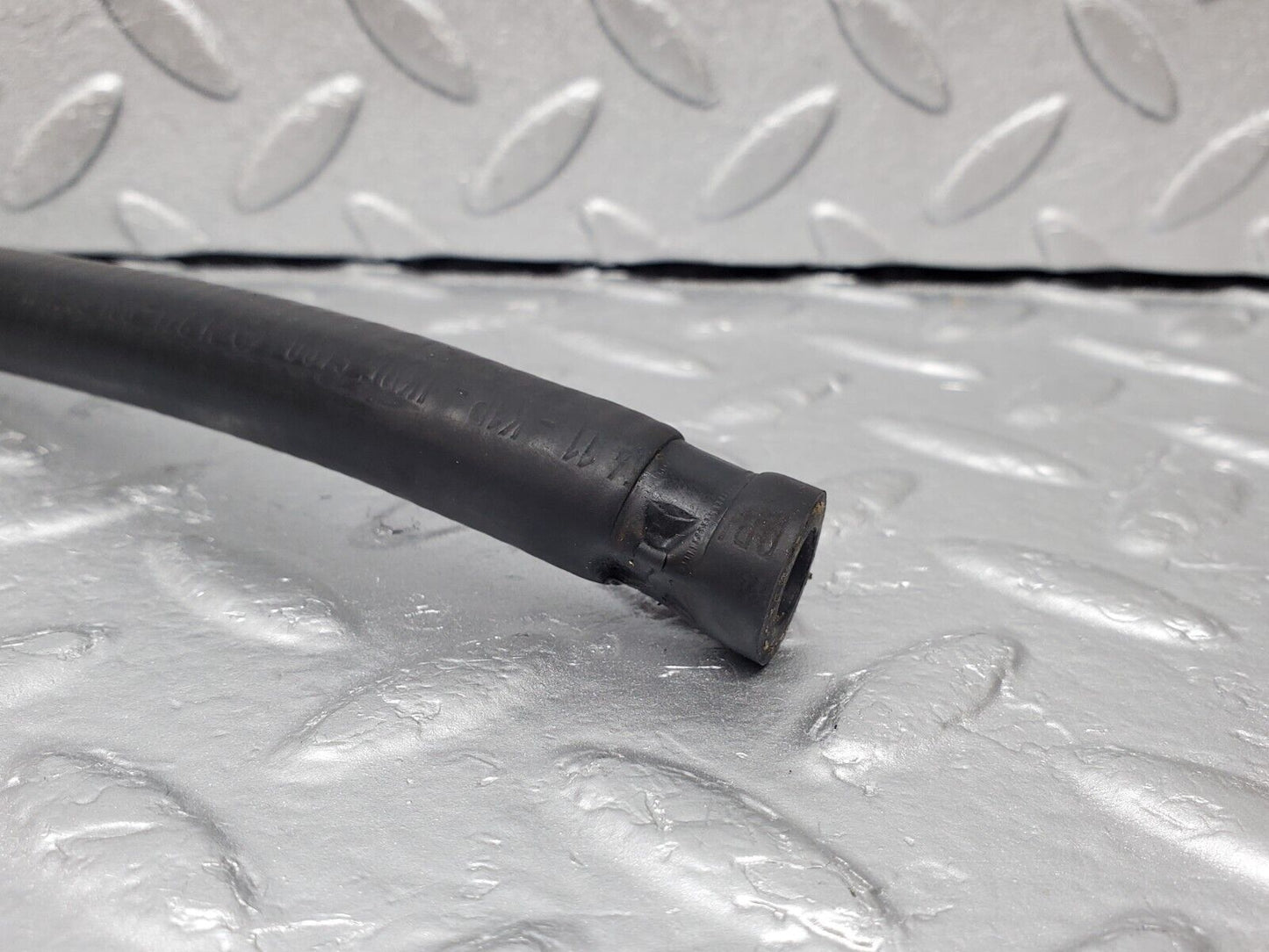 45849 Mercedes-Benz W126 420SE Coolant Expansion Tank Hose Pipe