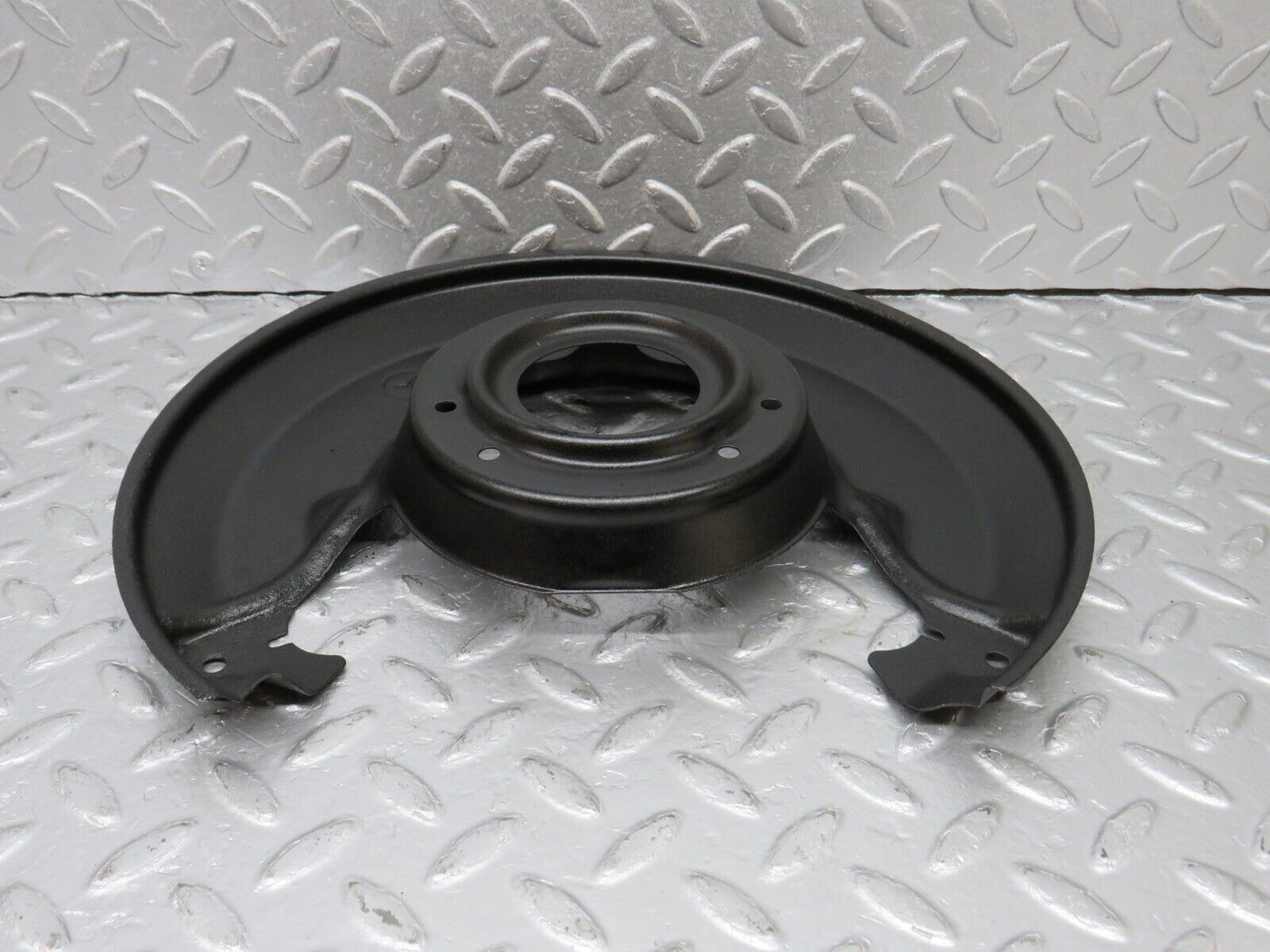 40579 Mercedes-Benz W123 300D Front Right Brake Disc Protection Plate