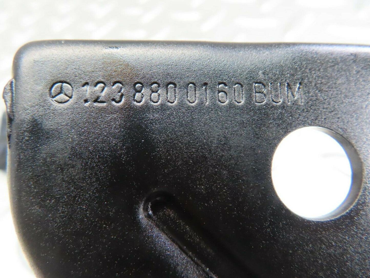 11555 Mercedes-Benz C123 230CE Coupe Bonnet Safety Latch