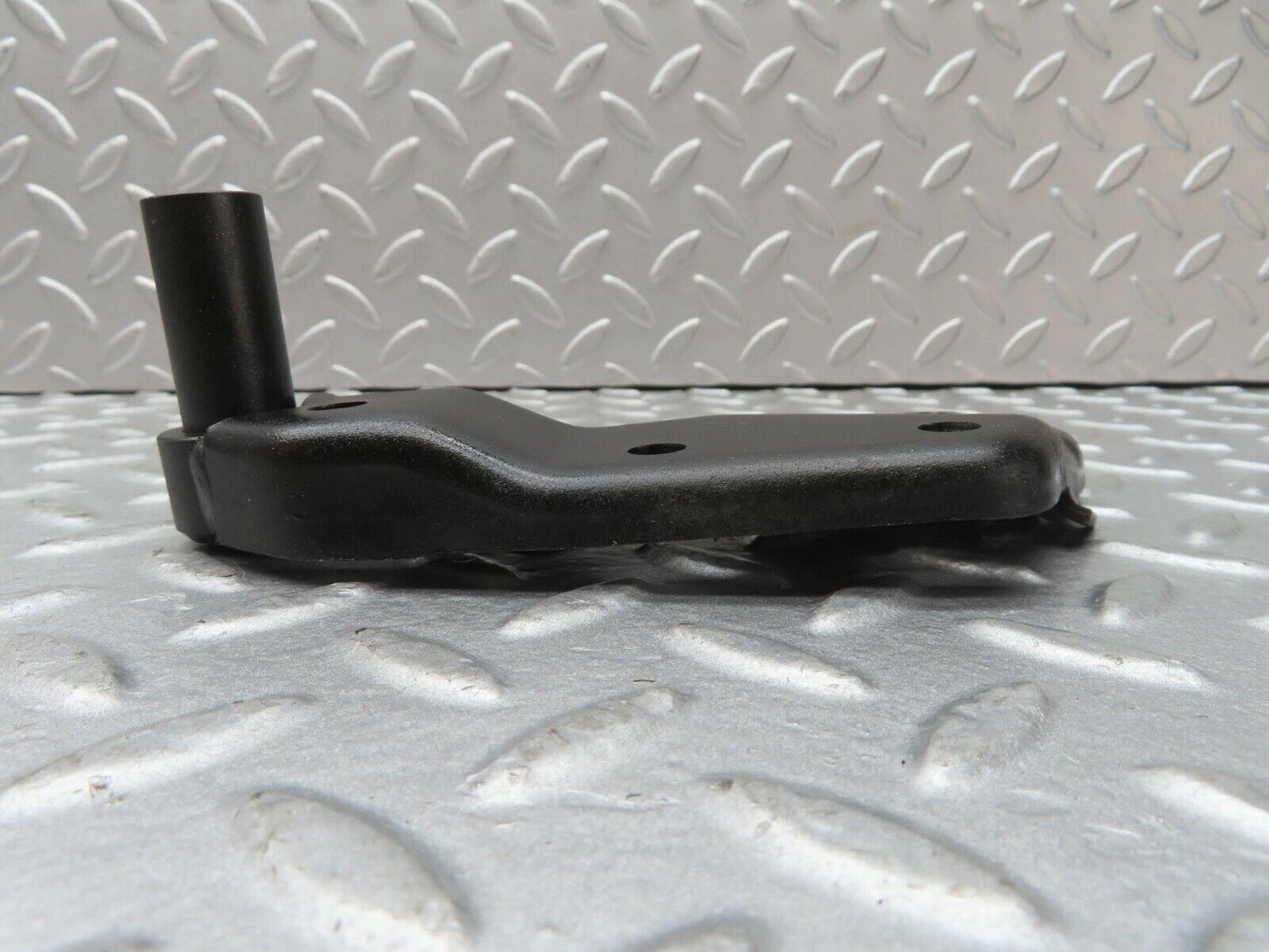 13631 Mercedes-Benz W123 200 Alternator Generator Bracket