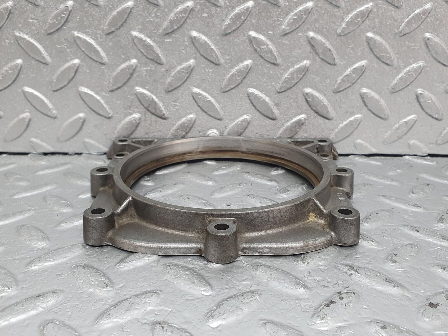 44020 Mercedes-Benz C123 230CE Coupe Crankshaft Rear Sealing Cover 1020110108