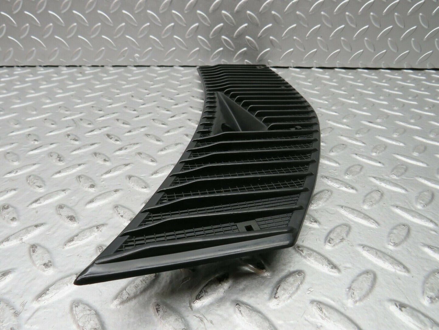 22058 Mercedes-Benz S123 280TE Wagon Air Intake Grill Right Side 1238363065