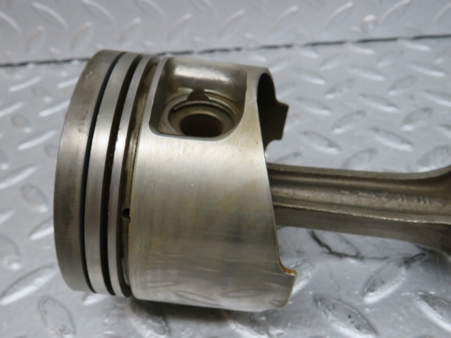 37133 Mercedes-Benz C126 420SEC Coupe Piston With Connecting Rod 92.005 mm