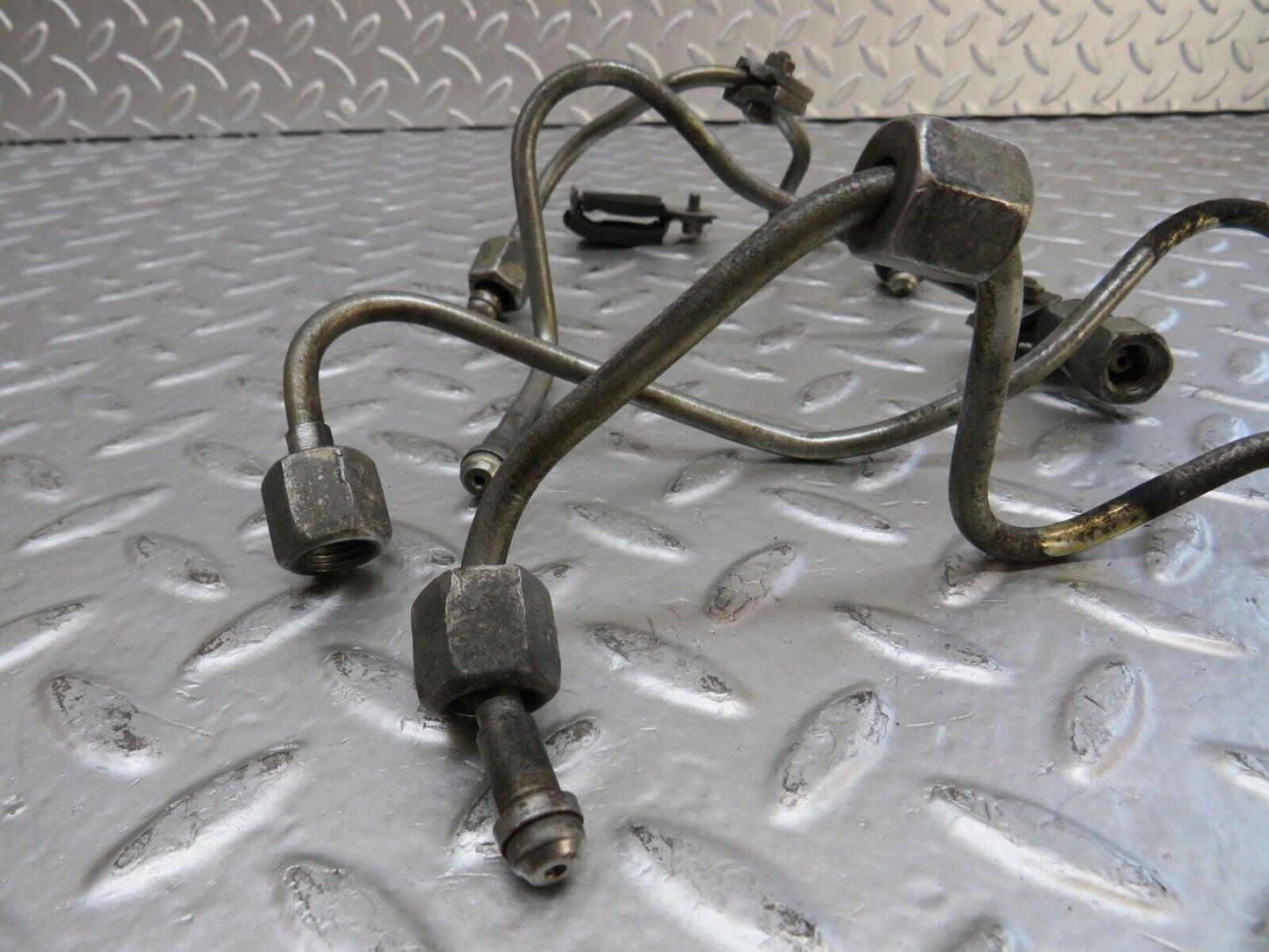 26925 Mercedes-Benz W123 240D Fuel Line Hose Set