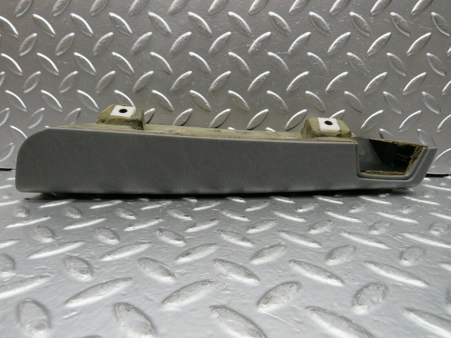 22525 Mercedes-Benz C124 E220 Coupe Rear Left Side Arm Rest Grey