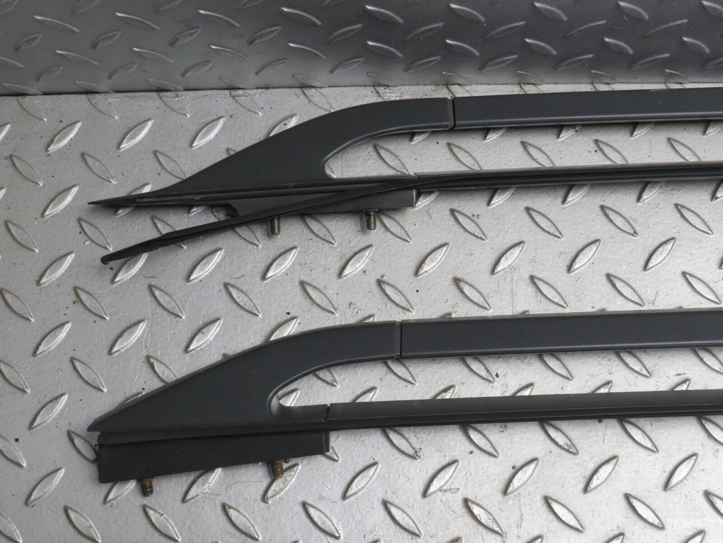 32584 Mercedes-Benz S124 300TE Wagon Roof Rack Rails Pair