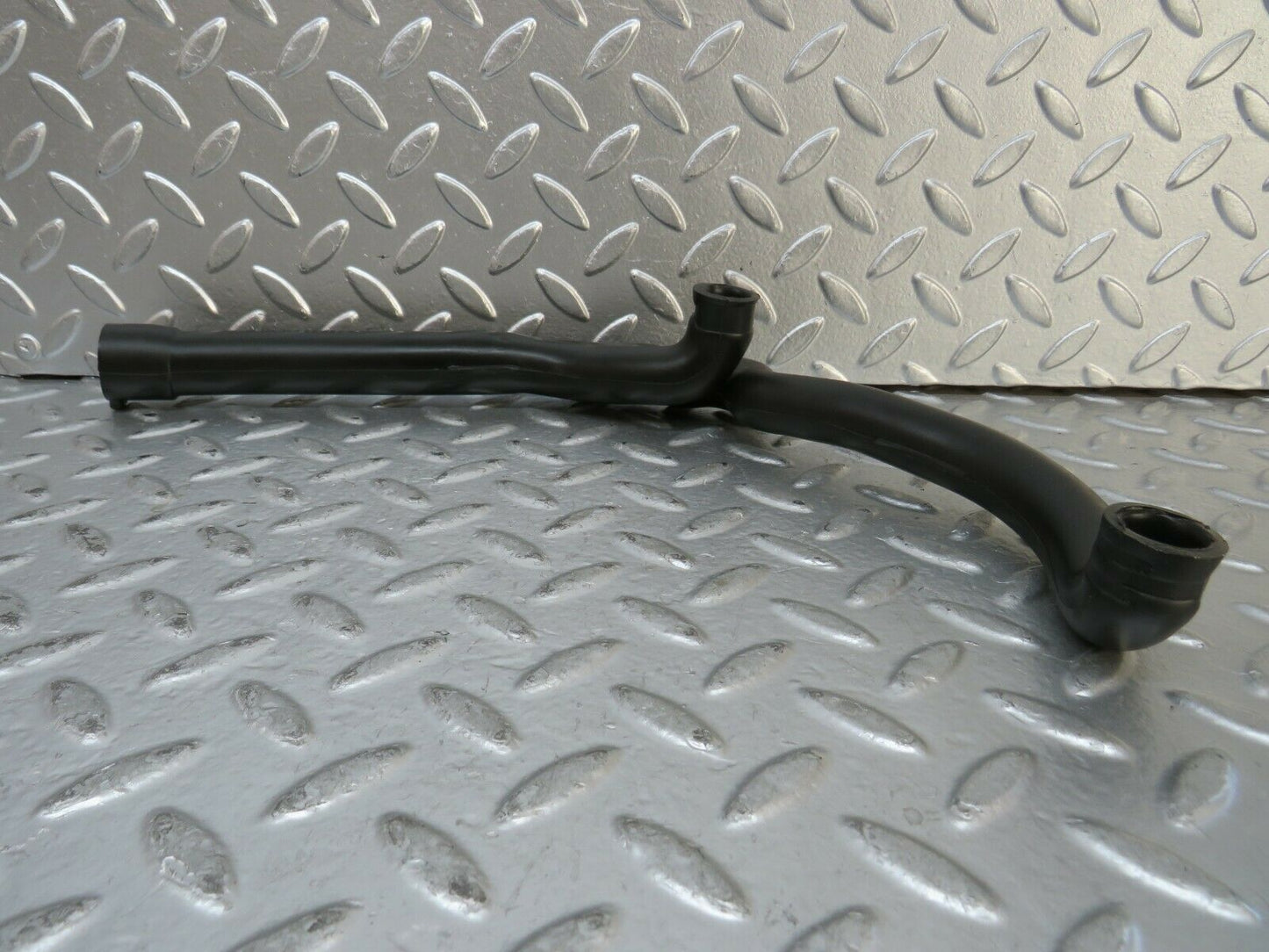 23859 Mercedes-Benz C107 450SLC Air Intake Breather Hose 1160940482 1160940682