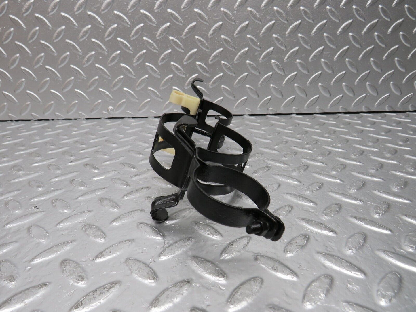 30384 Mercedes-Benz W124 230E Fuel Pump Fuel Filter Bracket Holder