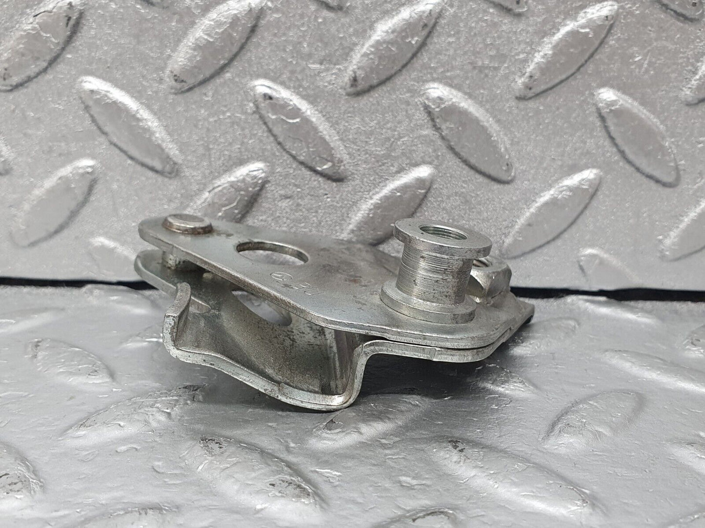 44167 Mercedes-Benz C123 230CE Coupe Front Right Seat Belt Bracket