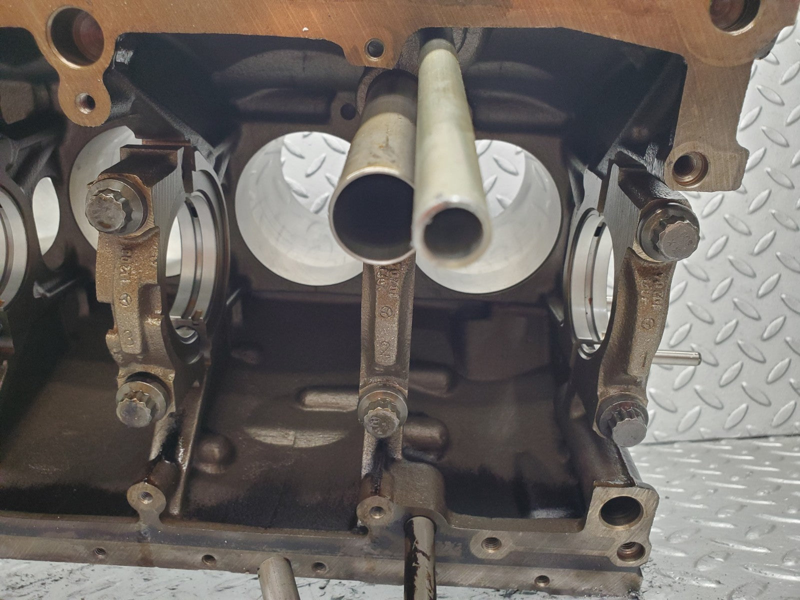 W124 Wagon engine block used OEM