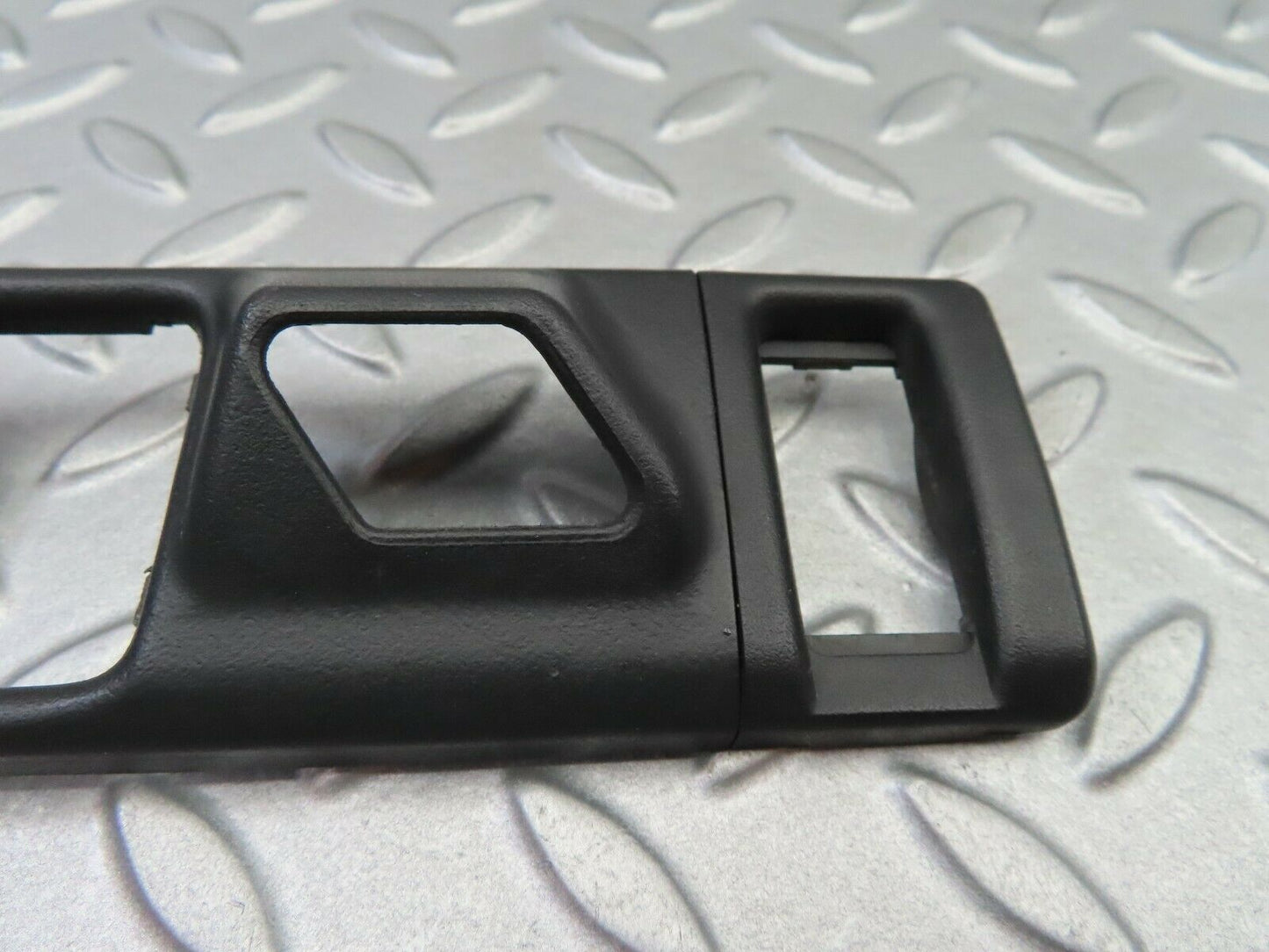 6061 Mercedes-Benz W126 380SE Rear Right Interior Door Handle Frame 1267660211