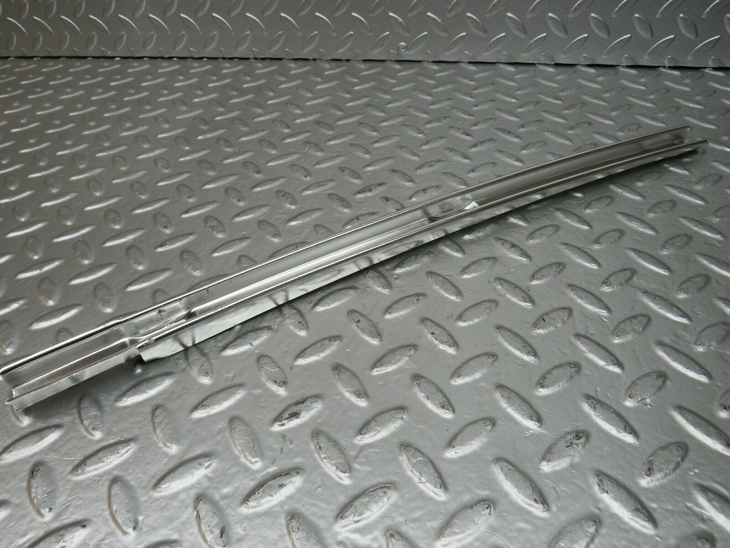 24549 Mercedes-Benz W108 Front Right Chrome Window Channel