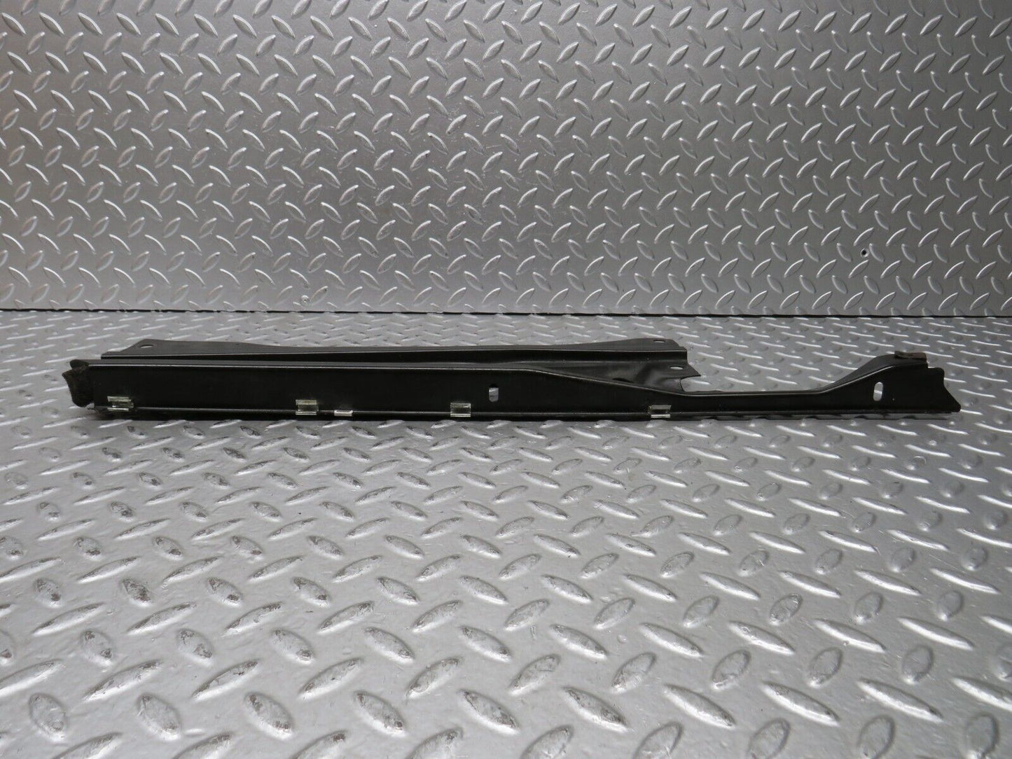 28989 Mercedes-Benz C124 320CE Coupe Rear Window Channel Support Right Side