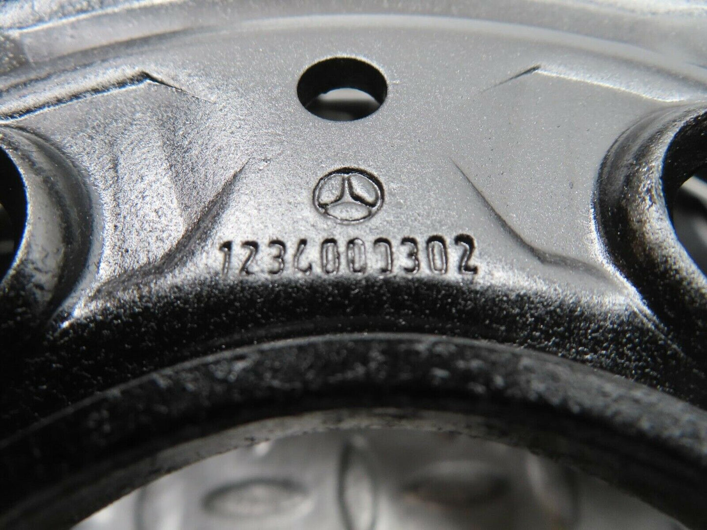 13322 Mercedes-Benz Steel Wheel 5.5Jx14H2 ET30 5x112 1234000302