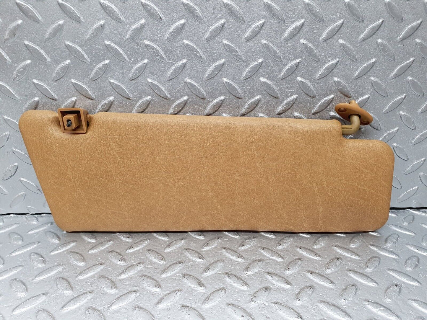 41392 Mercedes-Benz W124 200E Sun Visor Left Side Palomino