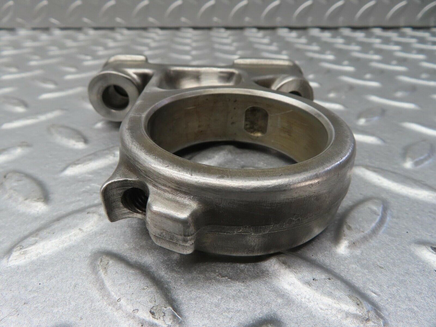13352 Mercedes-Benz C107 350SLC Coupe Camshaft Tower Bearing
