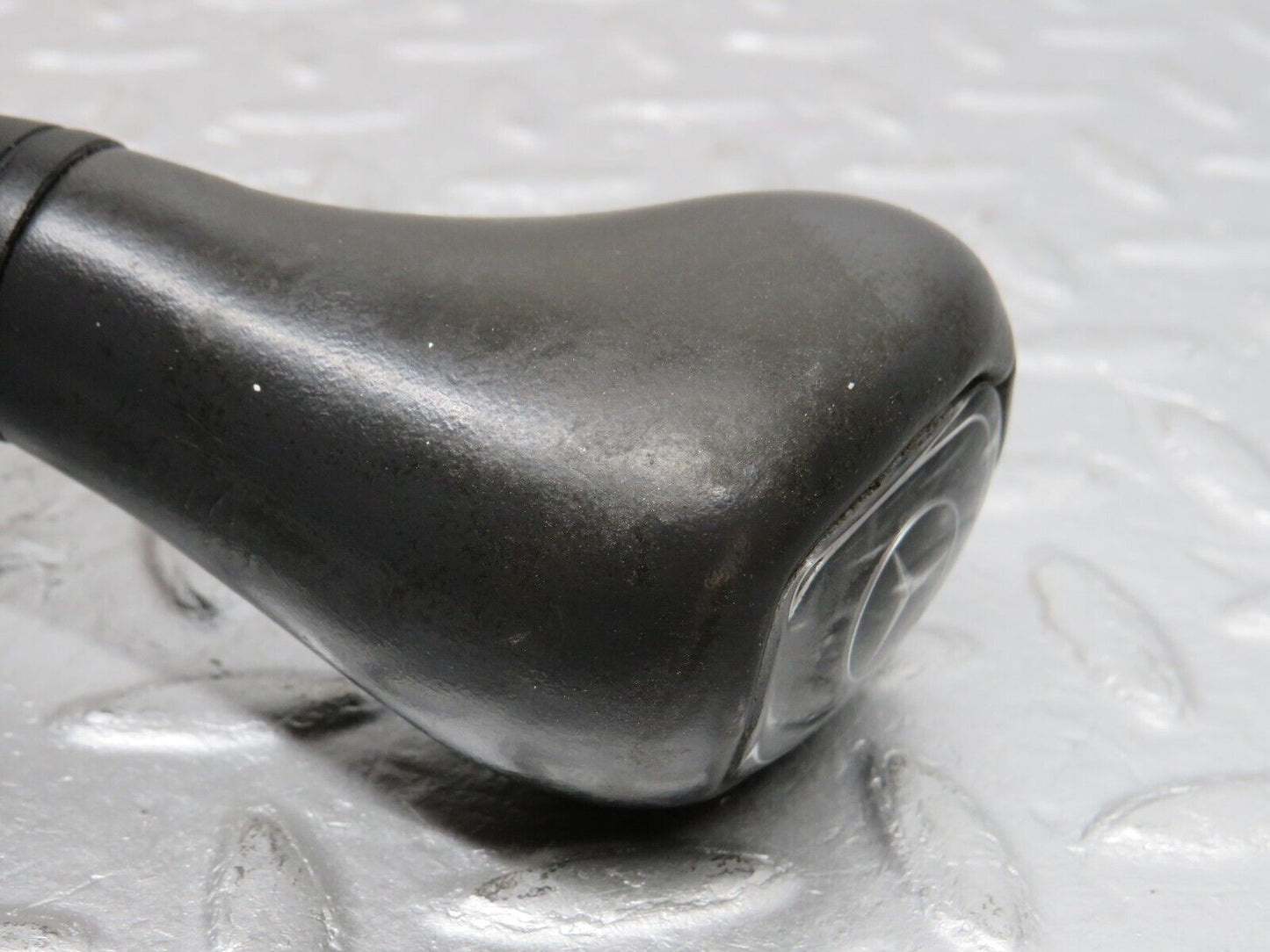 39398 Mercedes-Benz R129 320SL Coupe Automatic Gear Selector 1292670637 2012670480