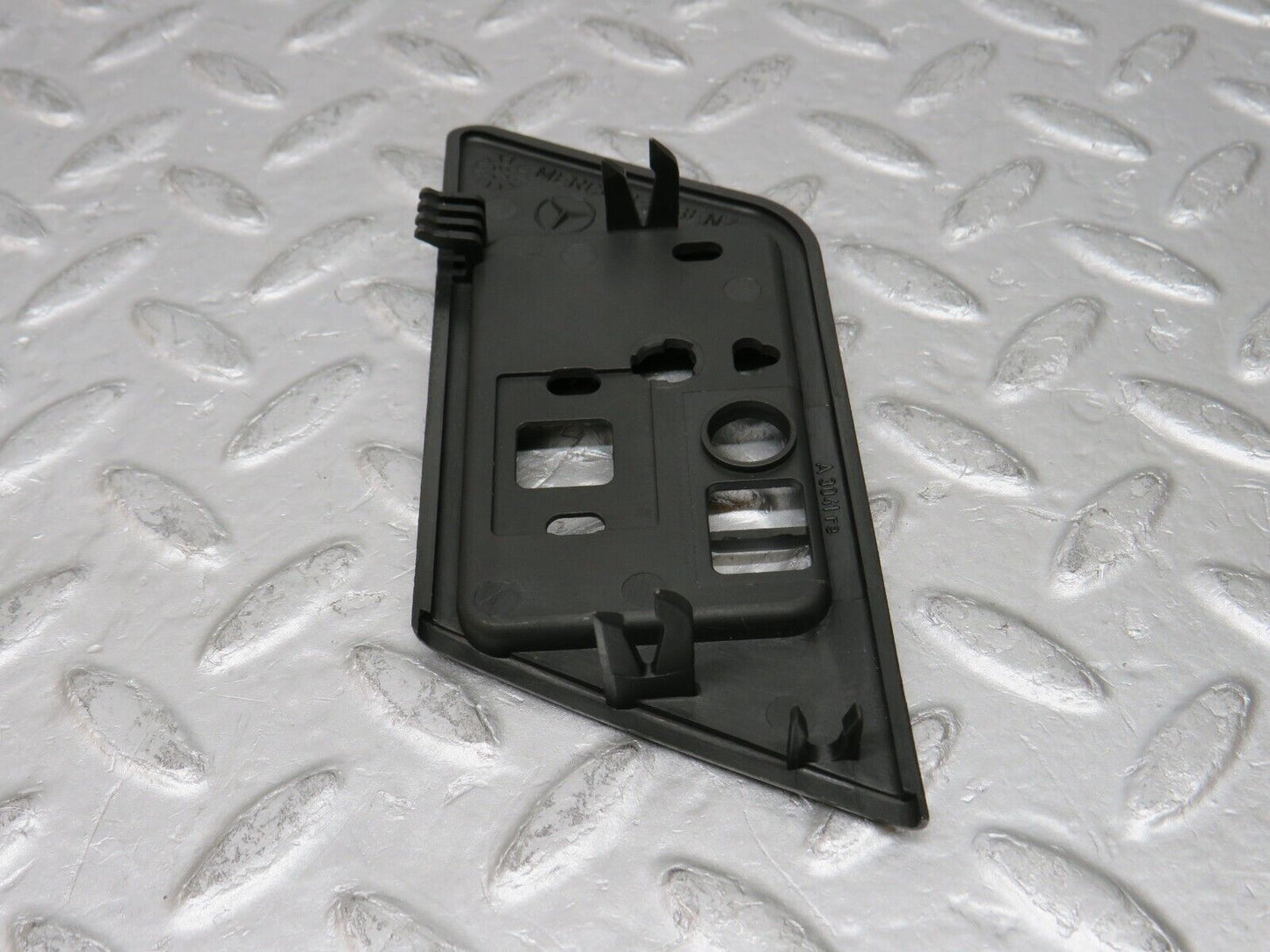37765 Mercedes-Benz A124 320E Cabriolet Front Right Seat Electric Adjustment Trim