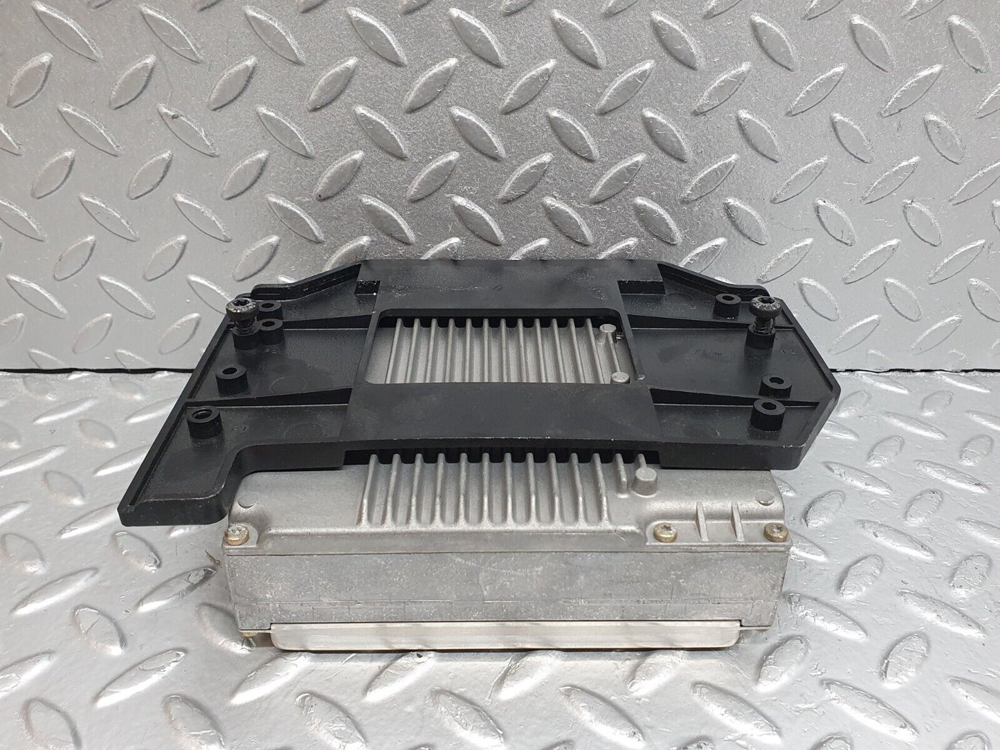 41927 Mercedes-Benz W202 C200 Engine Control Unit ECU Bosch 0235458432