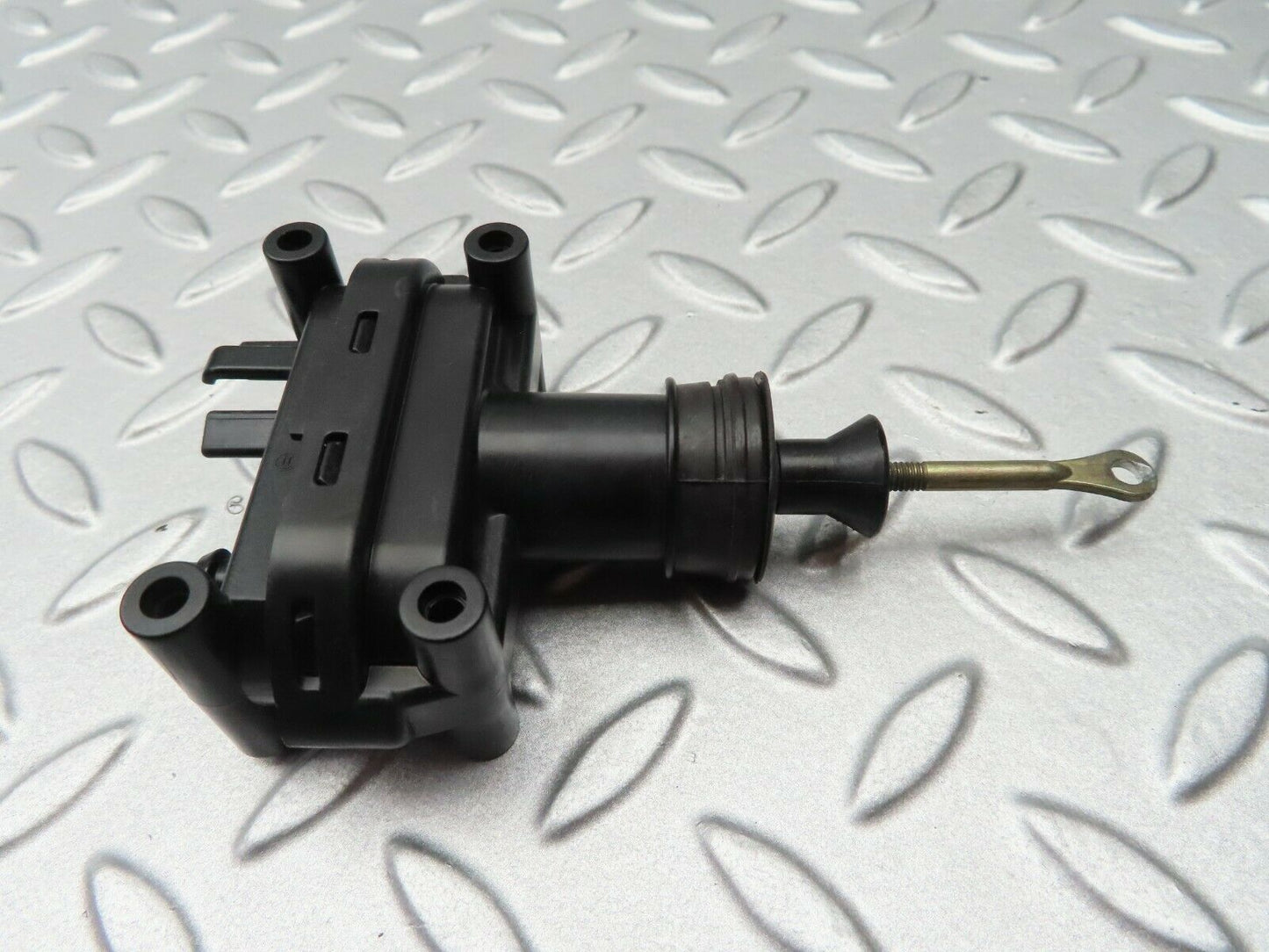 5296 Mercedes-Benz W124 230E Door Lock Vacuum Actuator Rear Right