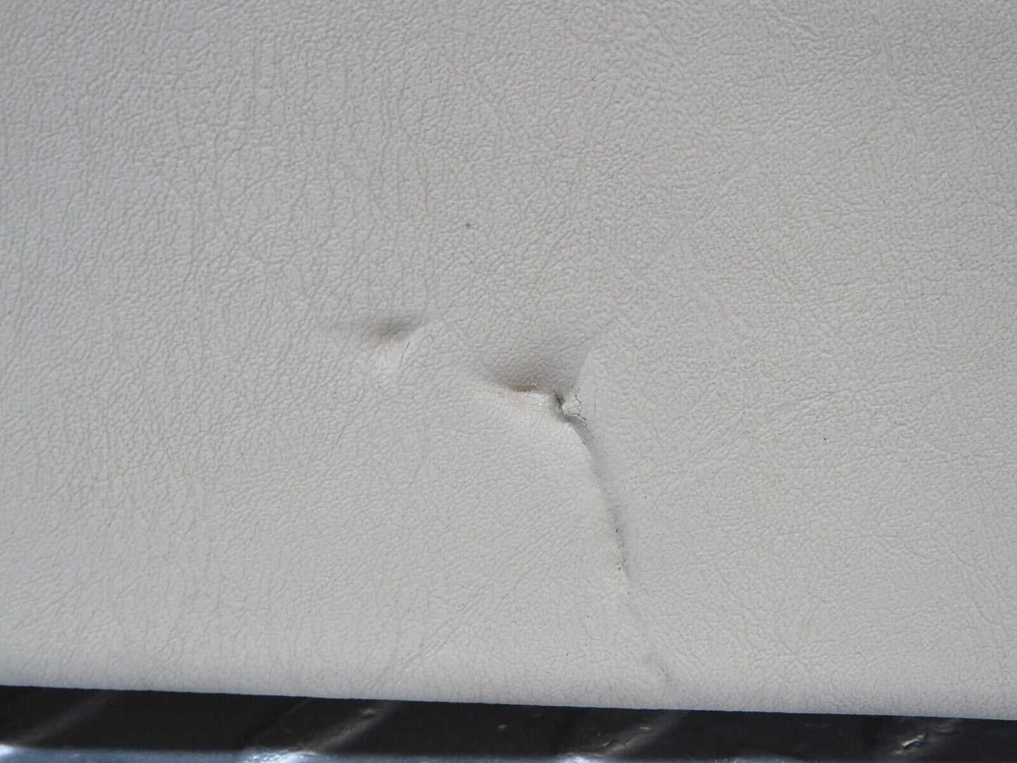 40191 Mercedes-Benz R107 Hardtop Rear Headlining Panel Beige