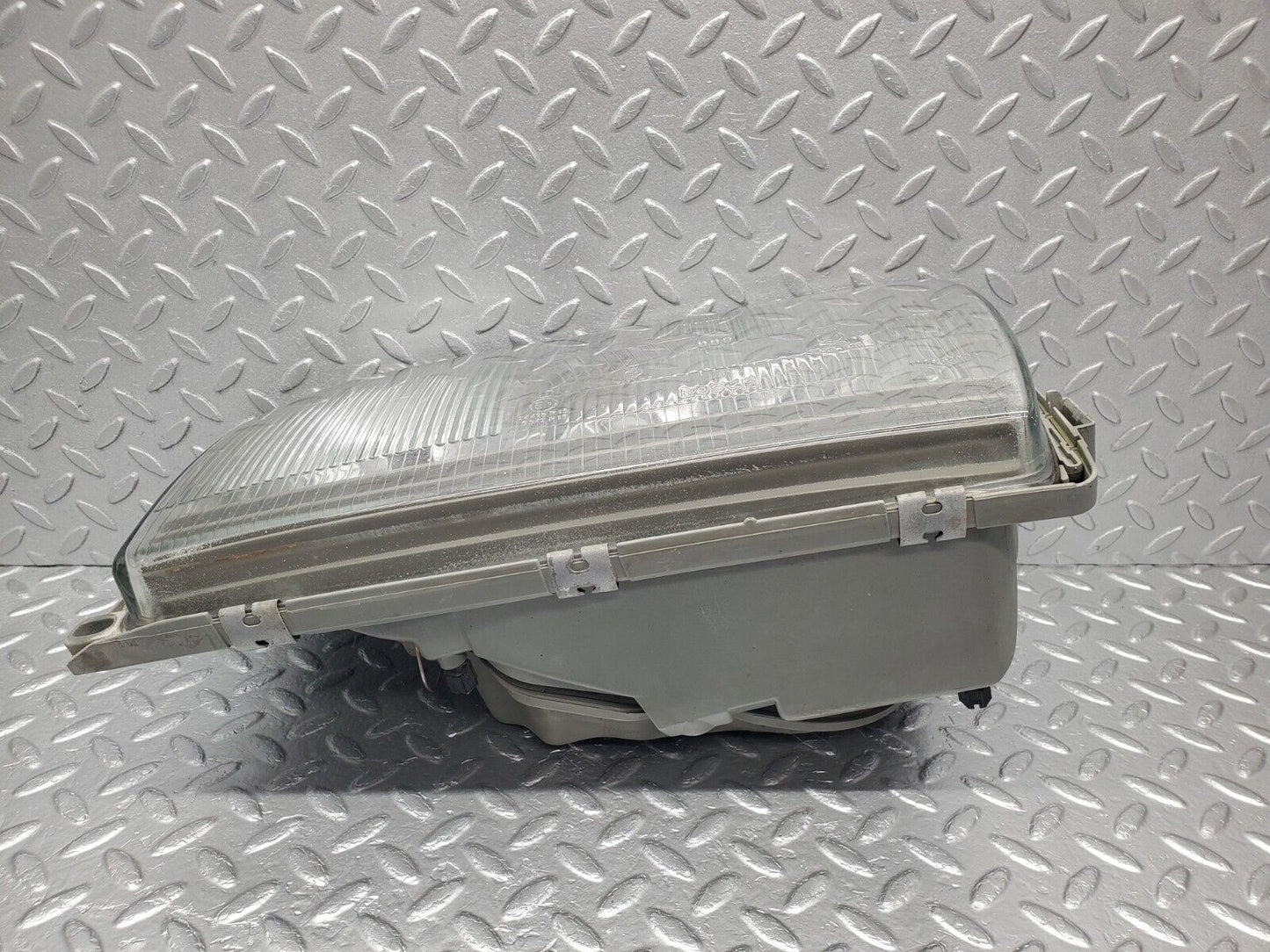 46453 Mercedes-Benz C123 280CE Coupe Headlight Bosch Left 1305620202 0028200761