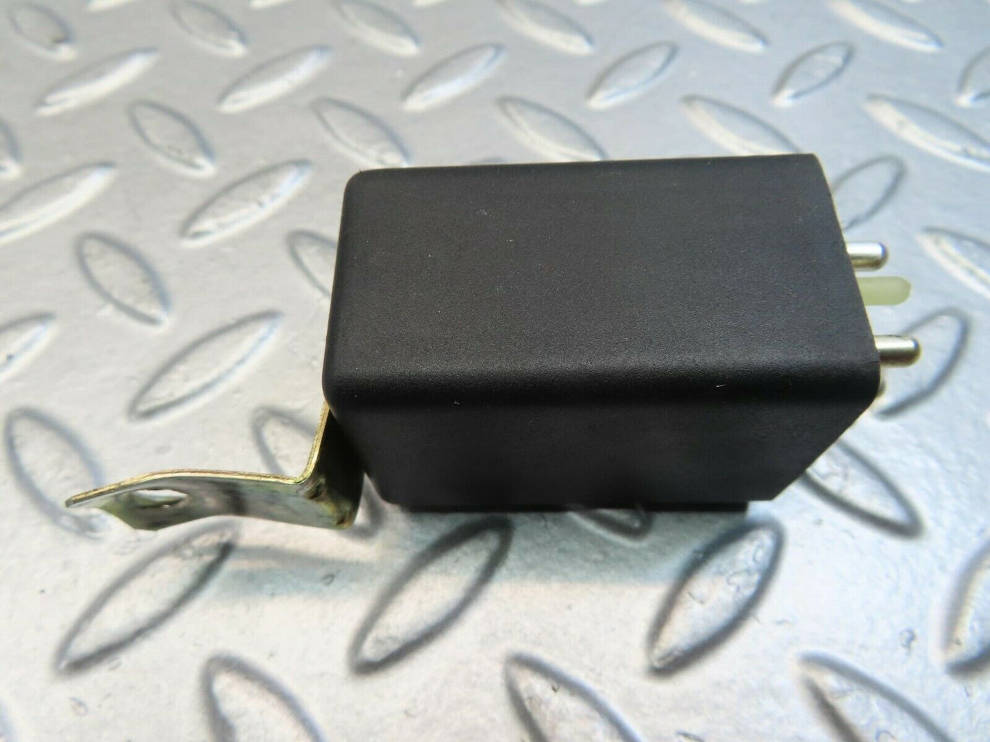 11484 Mercedes-Benz C123 230CE Coupe Rear Heated Window Relay 1078200010
