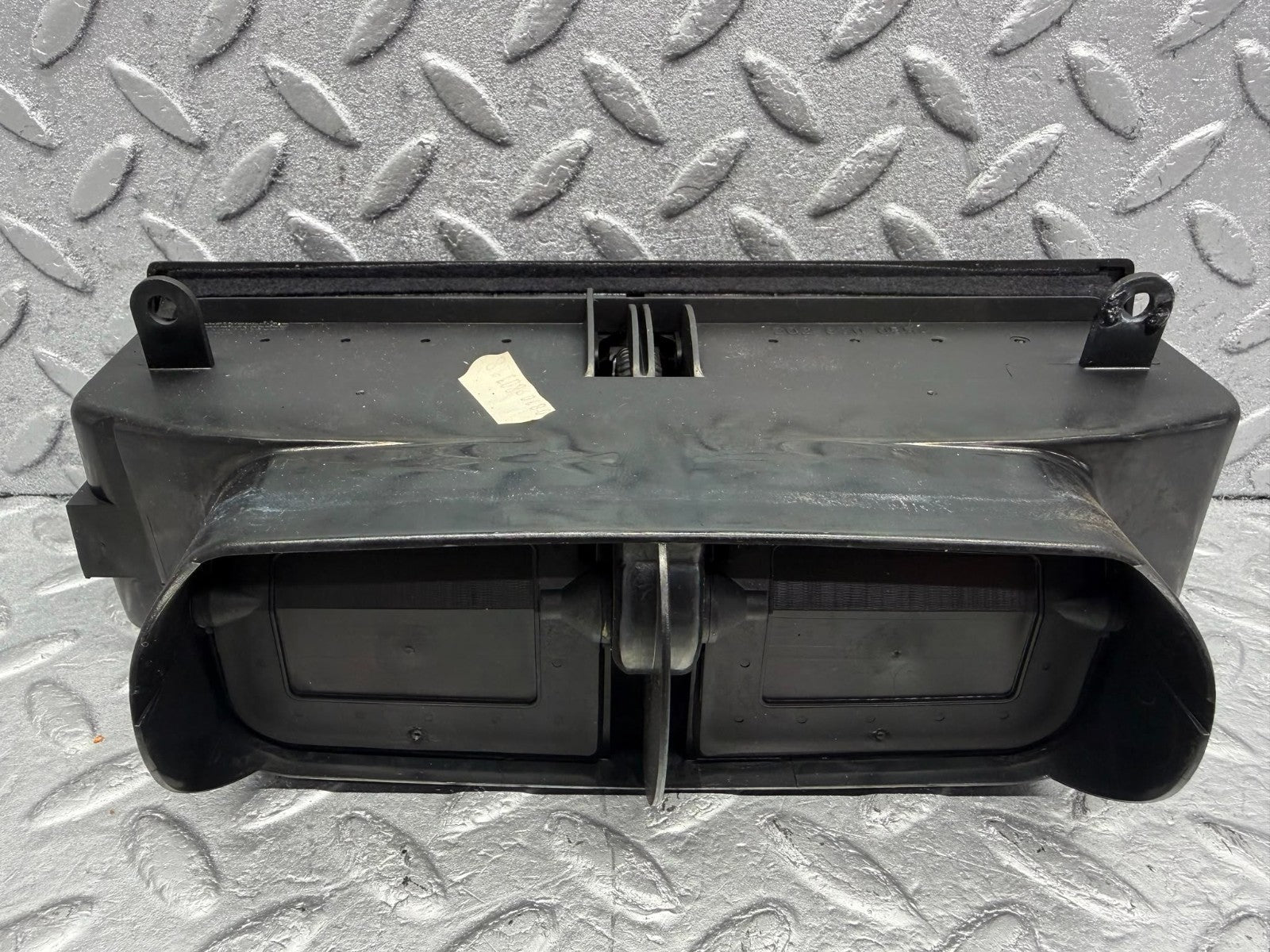 W202 dashboard centre air vent used OEM