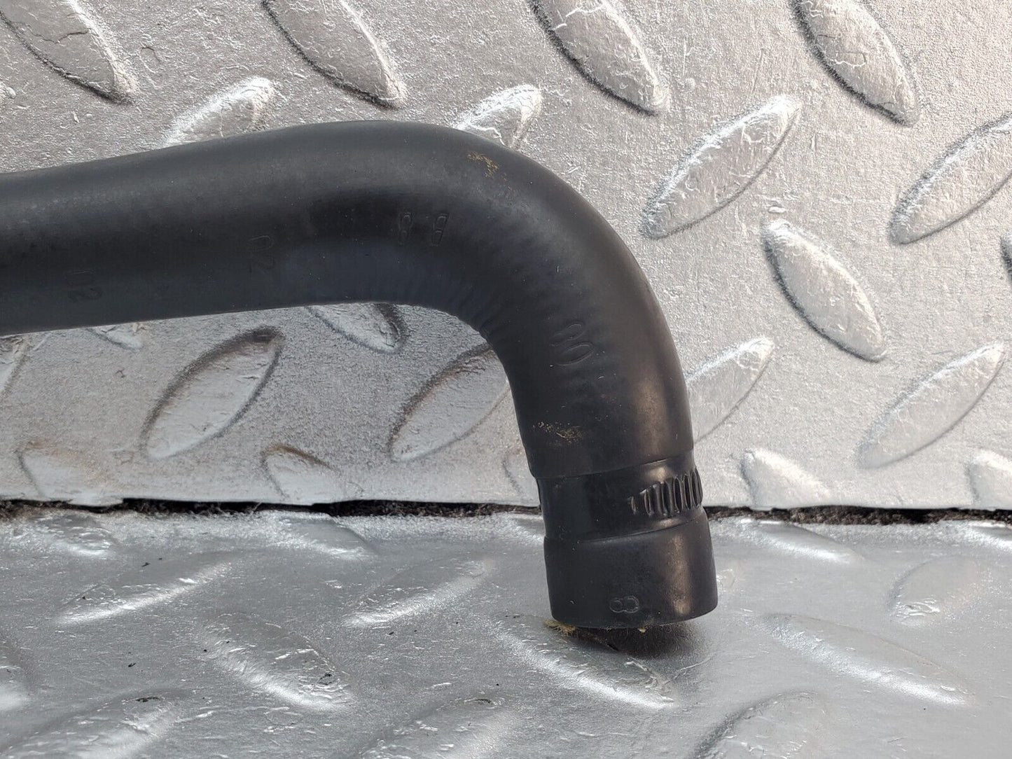 45687 Mercedes-Benz W126 420SE Heater Hose Pipe 1268320294