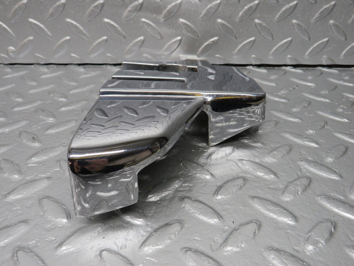 40006 Mercedes-Benz R107 350SL B Pillar Chrome Cover Left 1076930135