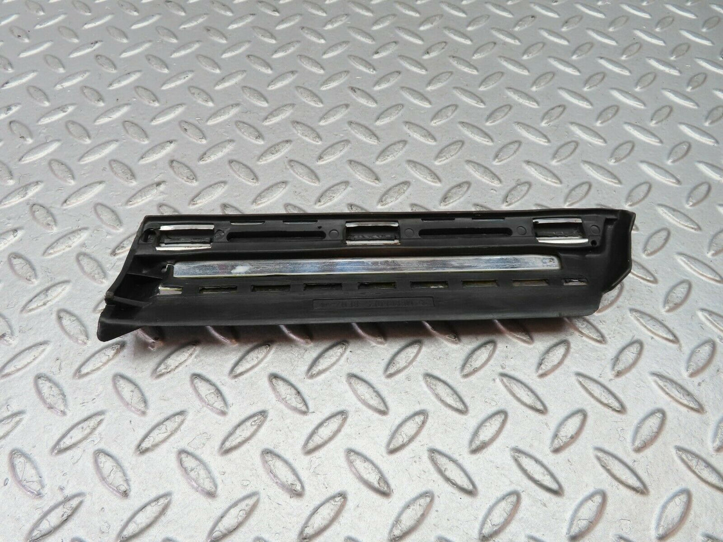 9591 Mercedes-Benz C123 280CE Coupe Front Left Fender Lower Moulding Trim