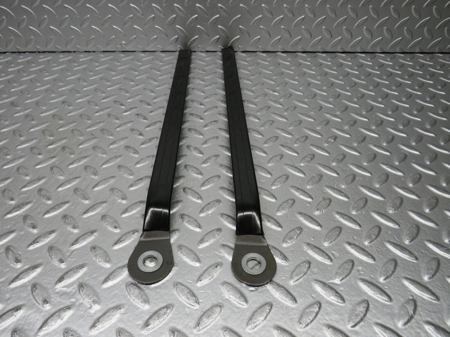 30884 Mercedes-Benz W201 190E 2.0L Seat Belt Runner Pair 2019190920