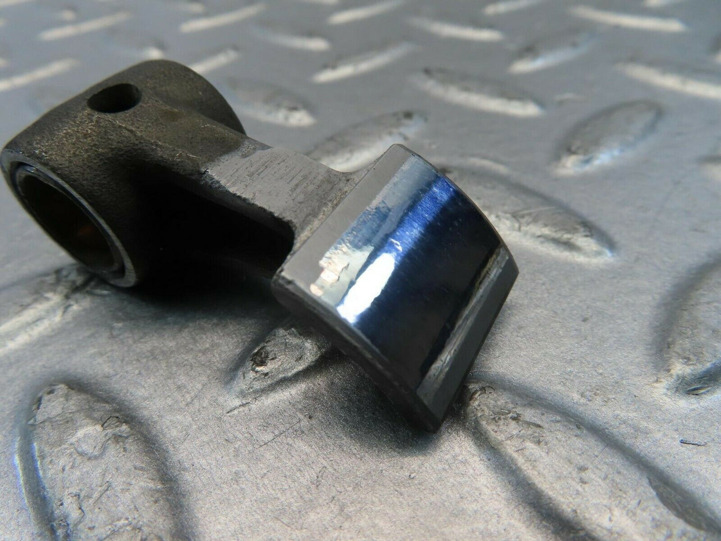 10973 Mercedes-Benz W115 220D Rocker Arm