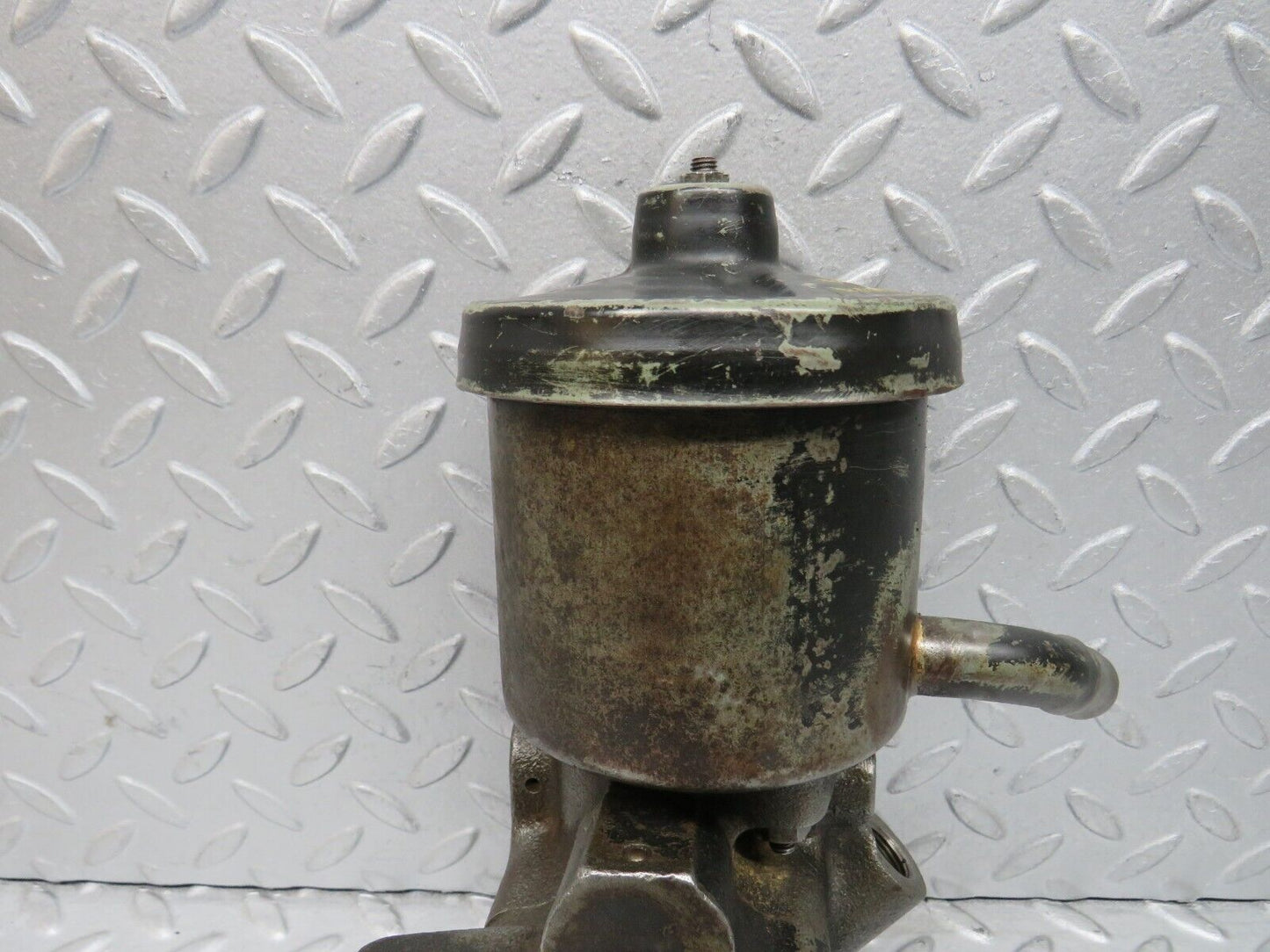37650 Mercedes-Benz W109 300SEL Power Steering Pump Vickers