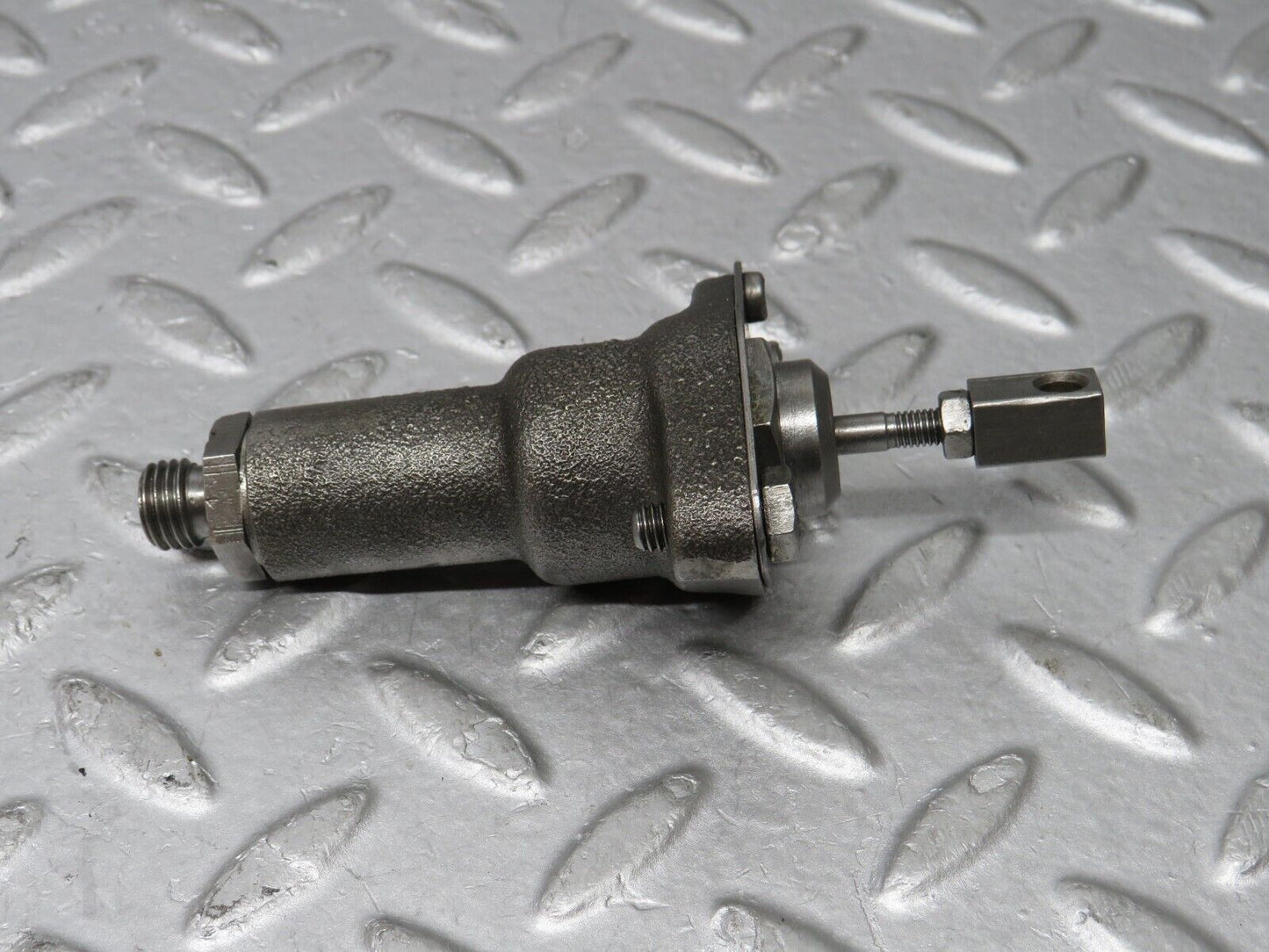 35906 Mercedes-Benz W108 Clutch Slave Cylinder