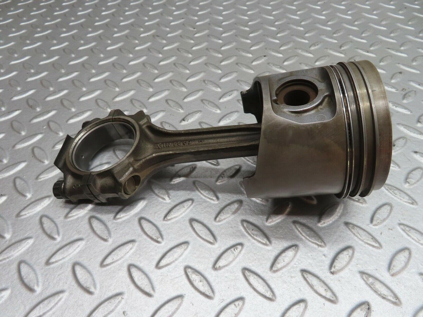 13799 Mercedes-Benz R107 450SL Piston With Connecting Rod 92mm