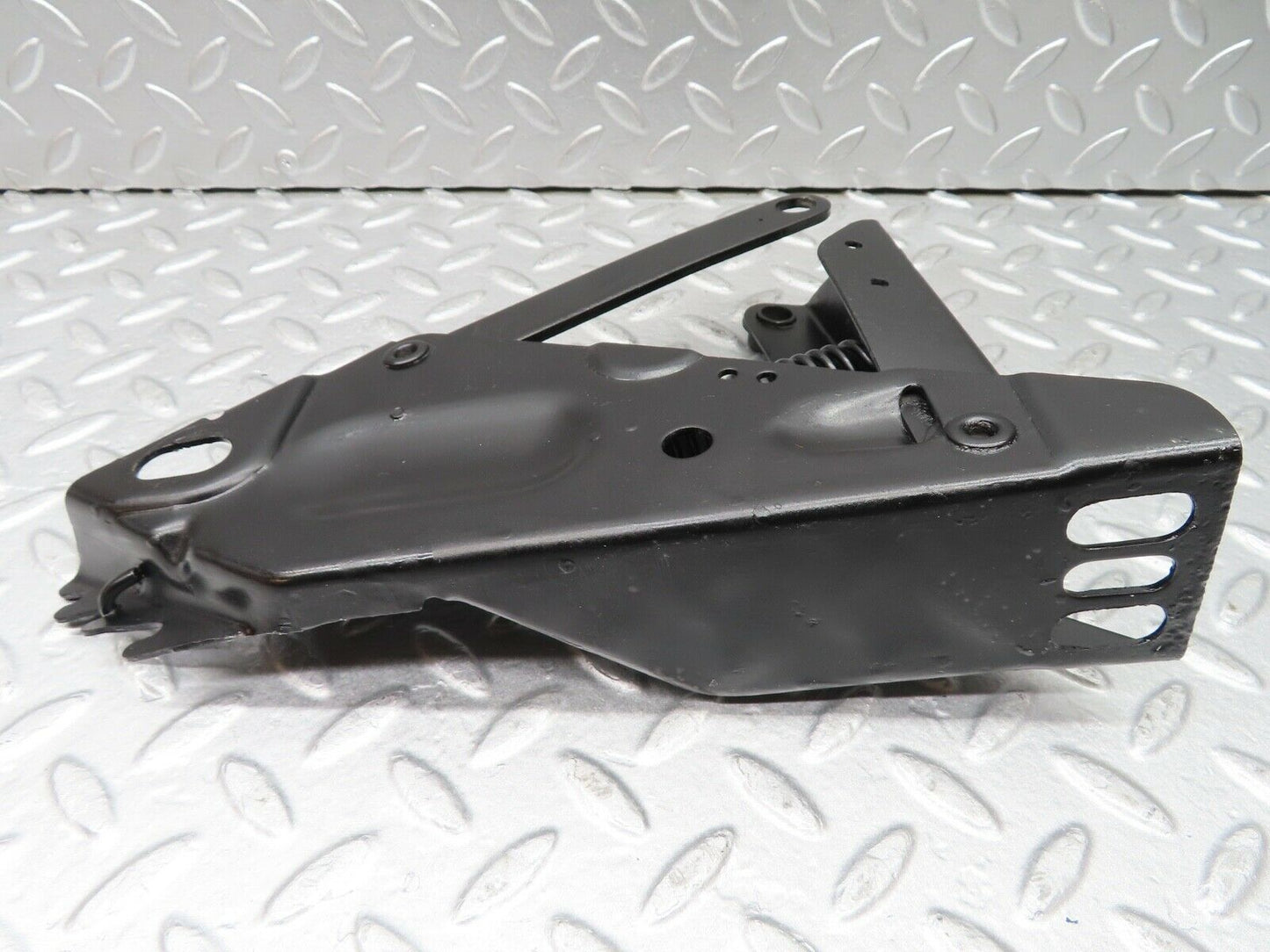 19816 Mercedes-Benz W121 190b Ponton Bonnet Hinge Left Side