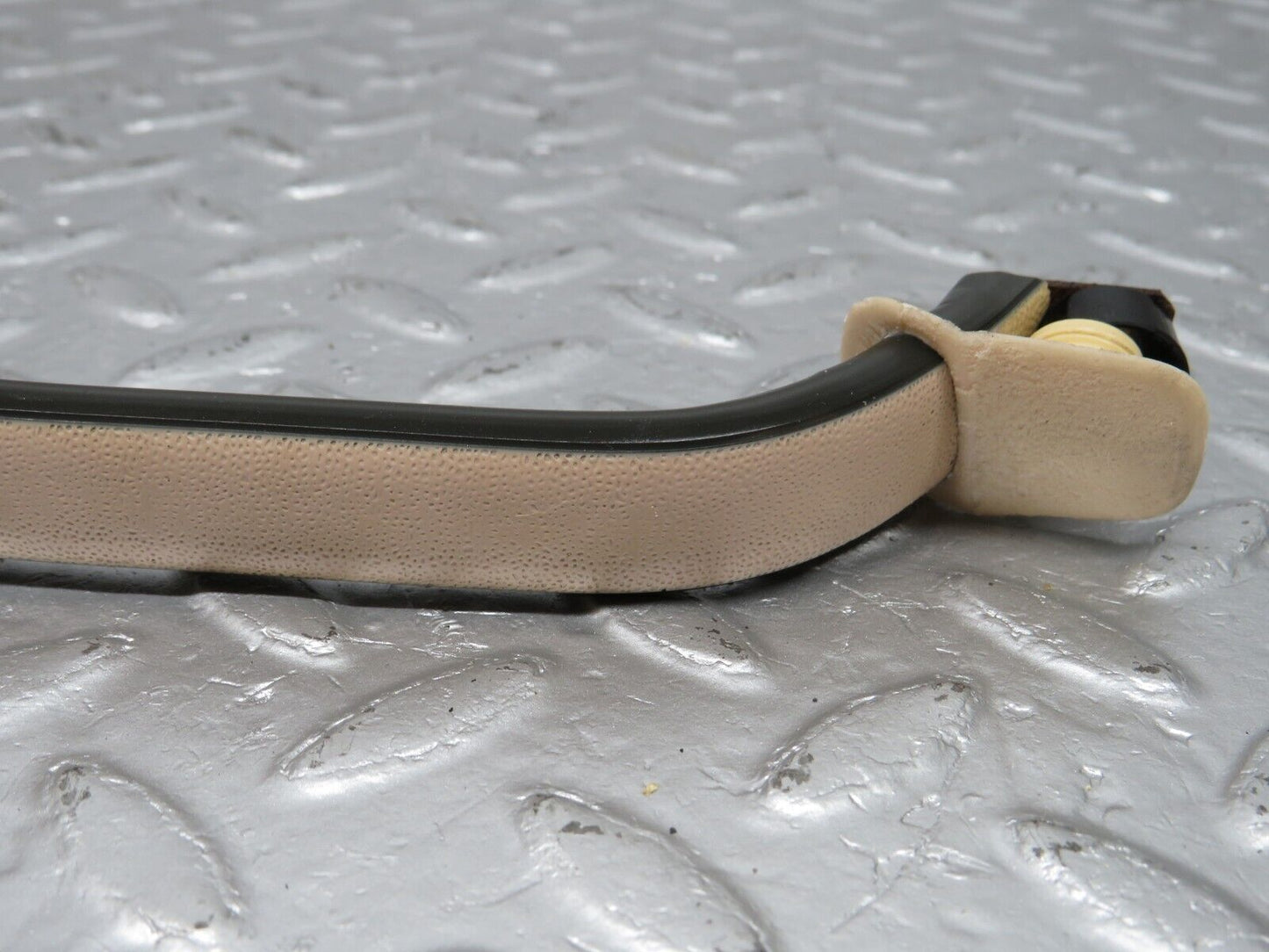 40084 Mercedes-Benz R107 350SL Coupe Hardtop Roof Grab Handle Pair