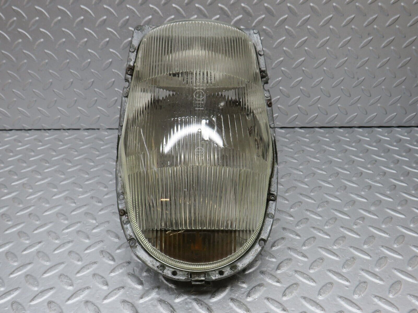 35863 Mercedes-Benz W108 Headlight Bosch 1305630023